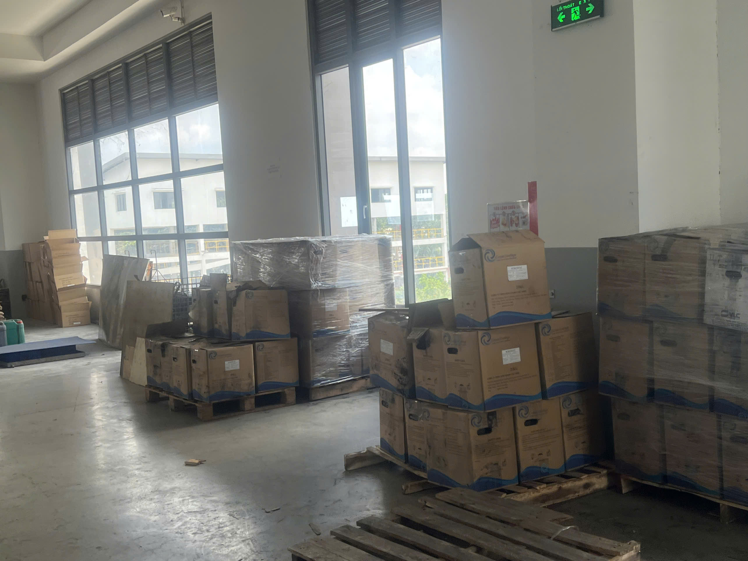 Warehouse Area 1.jpg